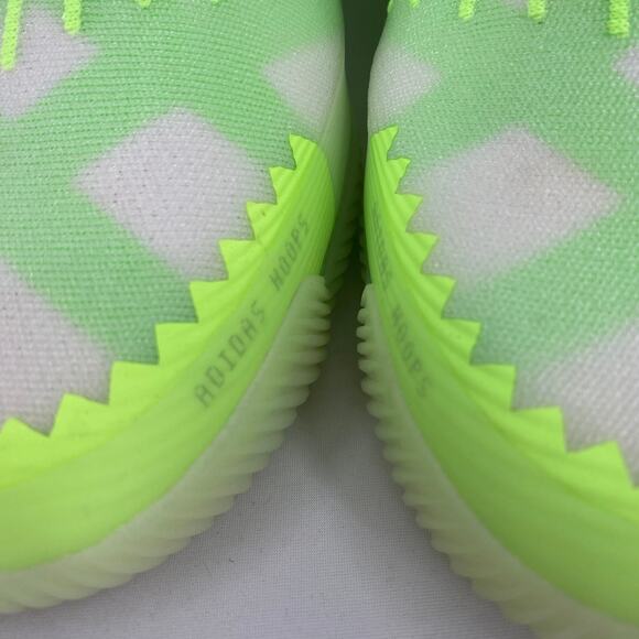 Adidas Boost N2xt L3v3l Florescent Green Basketball Sneakers Size 8.5